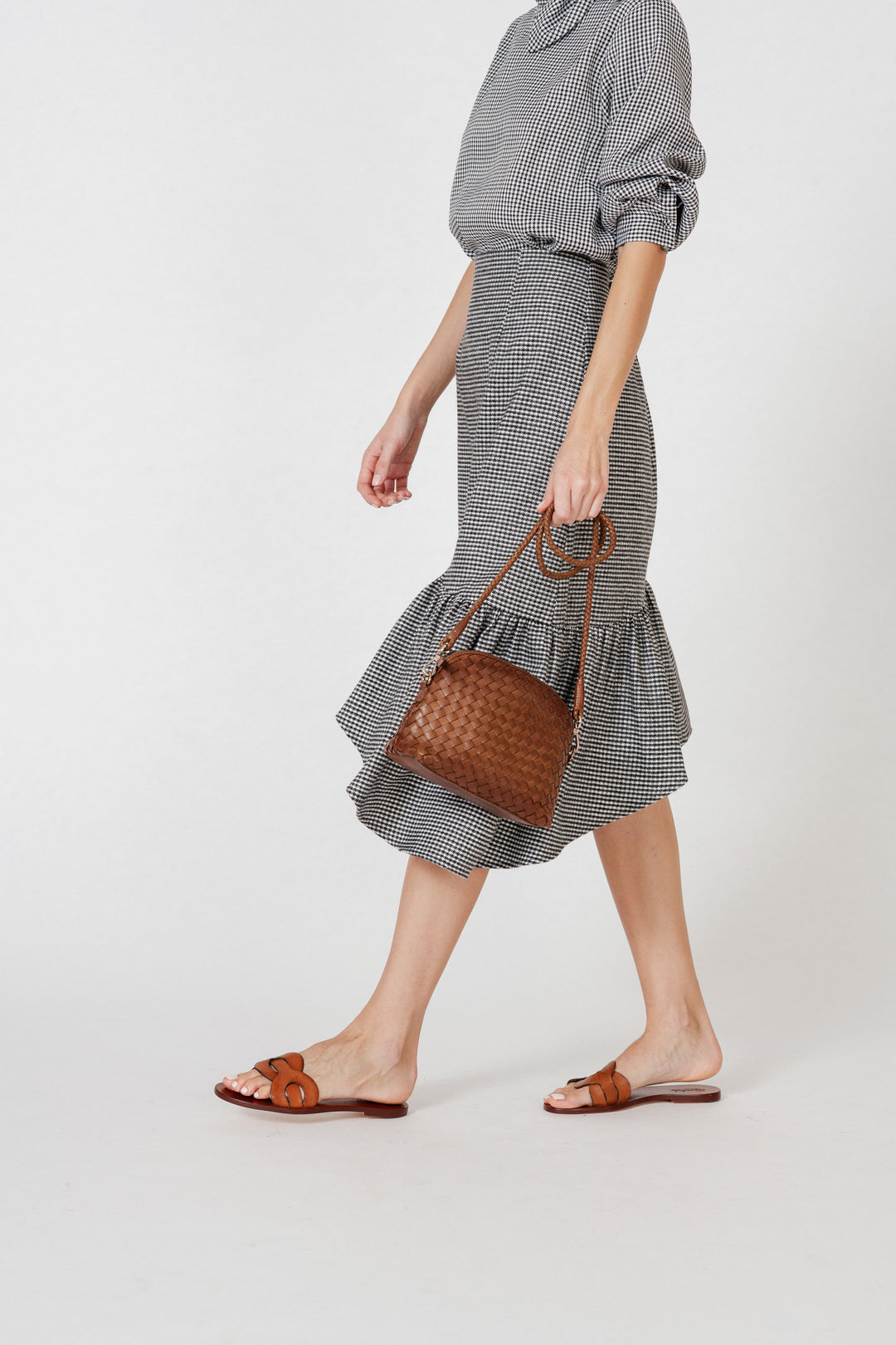 Dragon Diffusion woven leather bag handmade - Fellini Pochette Tan