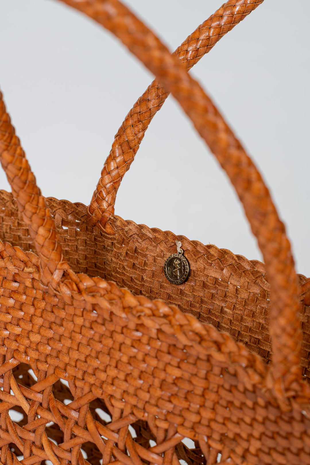 Dragon Diffusion woven leather bag handmade - Cannage Market XL