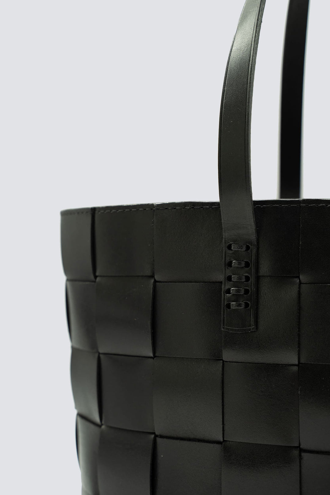 Dragon Diffusion woven leather bag handmade - Japan Tote Black