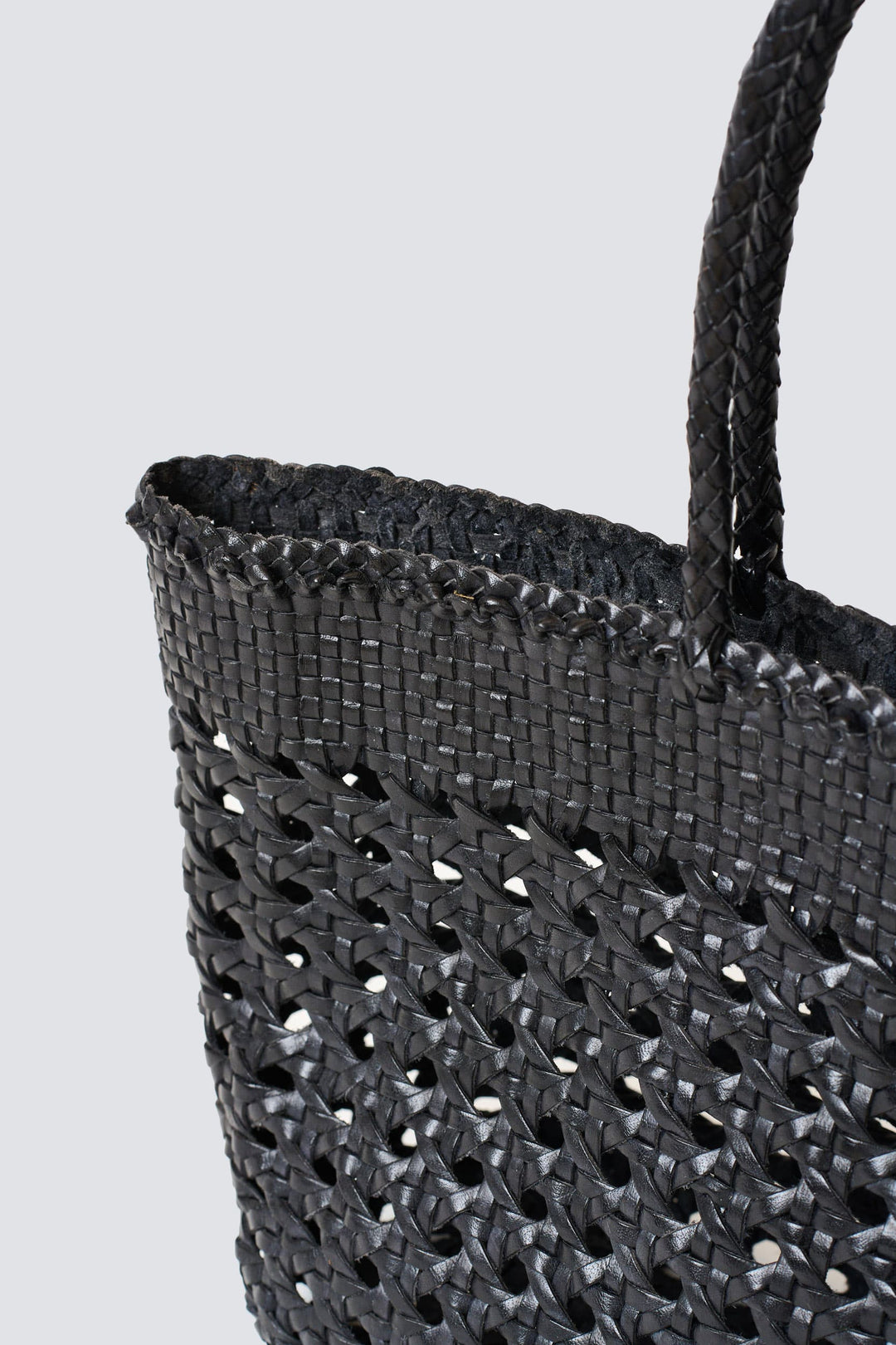 Dragon Diffusion woven leather bag handmade - Cannage Kanpur Black